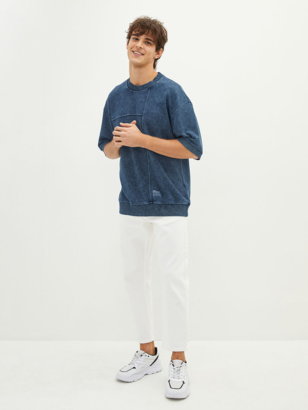 Gri Bisiklet Yaka Kısa Kollu Erkek Sweatshirt-3