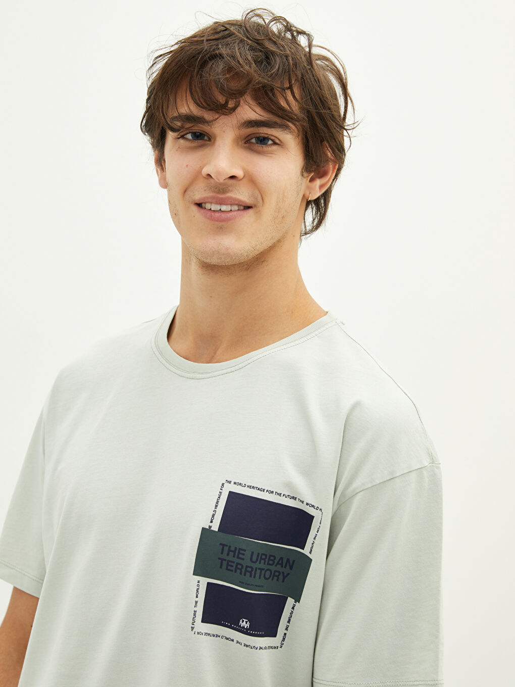 Haki Bisiklet Yaka Kısa Kollu Baskılı Penye Erkek Tişört-3