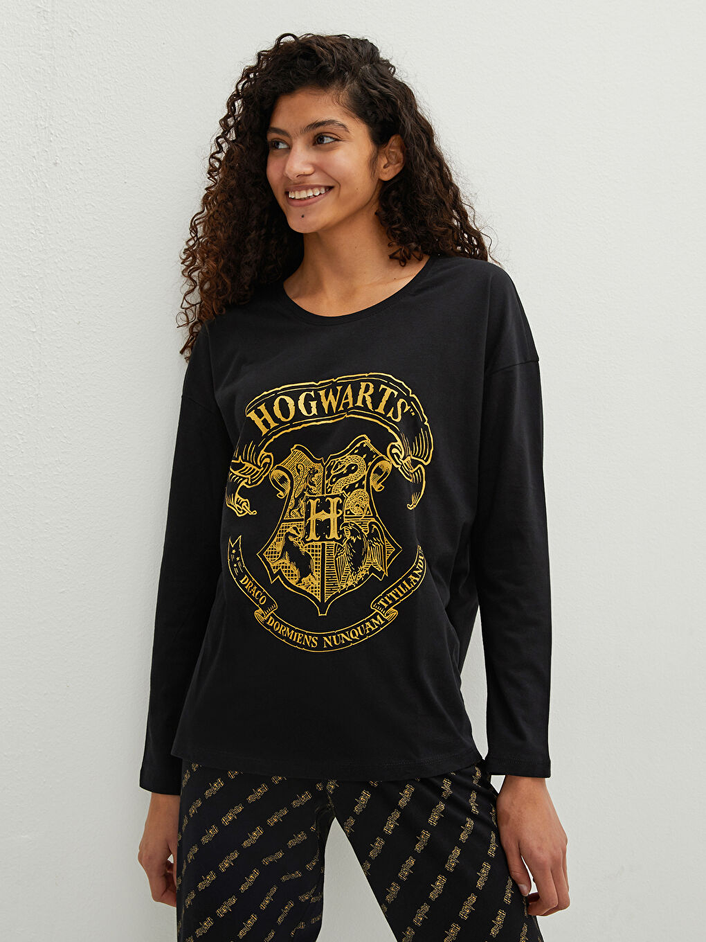 LC Waikiki Crew Neck Harry Potter Printed Long Sleeve Women's Pajamas Set -W17151Z8-CVL