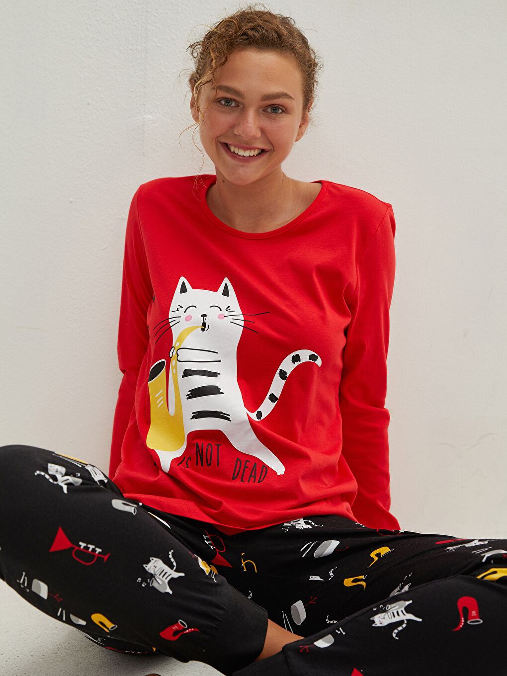 Kırmızı Bisiklet Yaka Baskılı Uzun Kollu Pamuklu Kadın Pijama Takımı