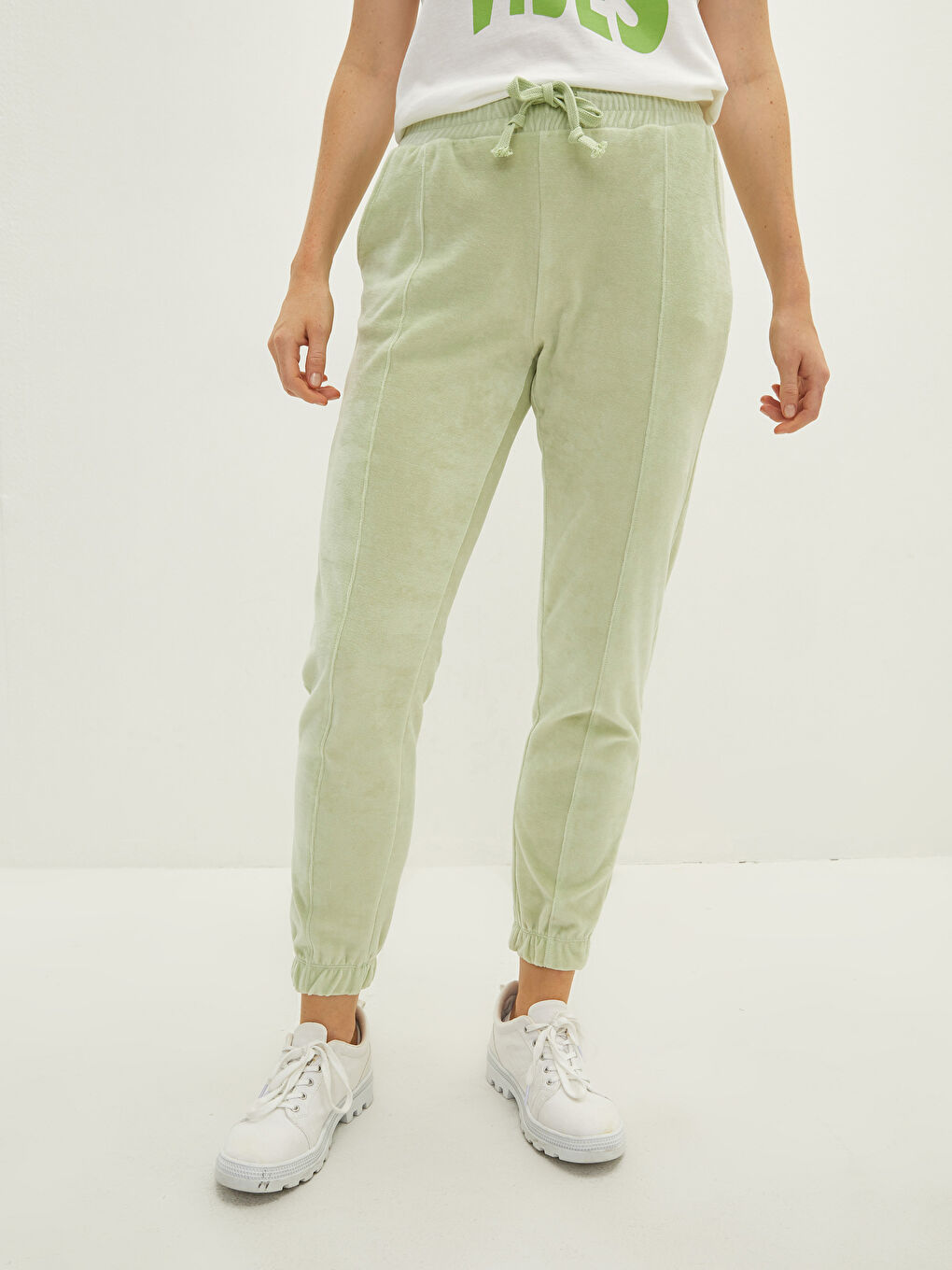 Yeşil Lastikli Standart Kadın Eşofman Altı-3