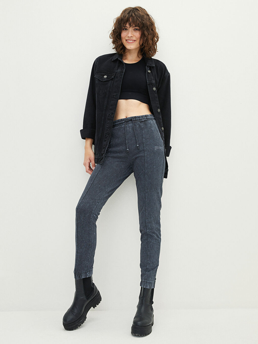 Elastic Waist Printed Pocket Detailed Women's Jogger Sweatpants-1