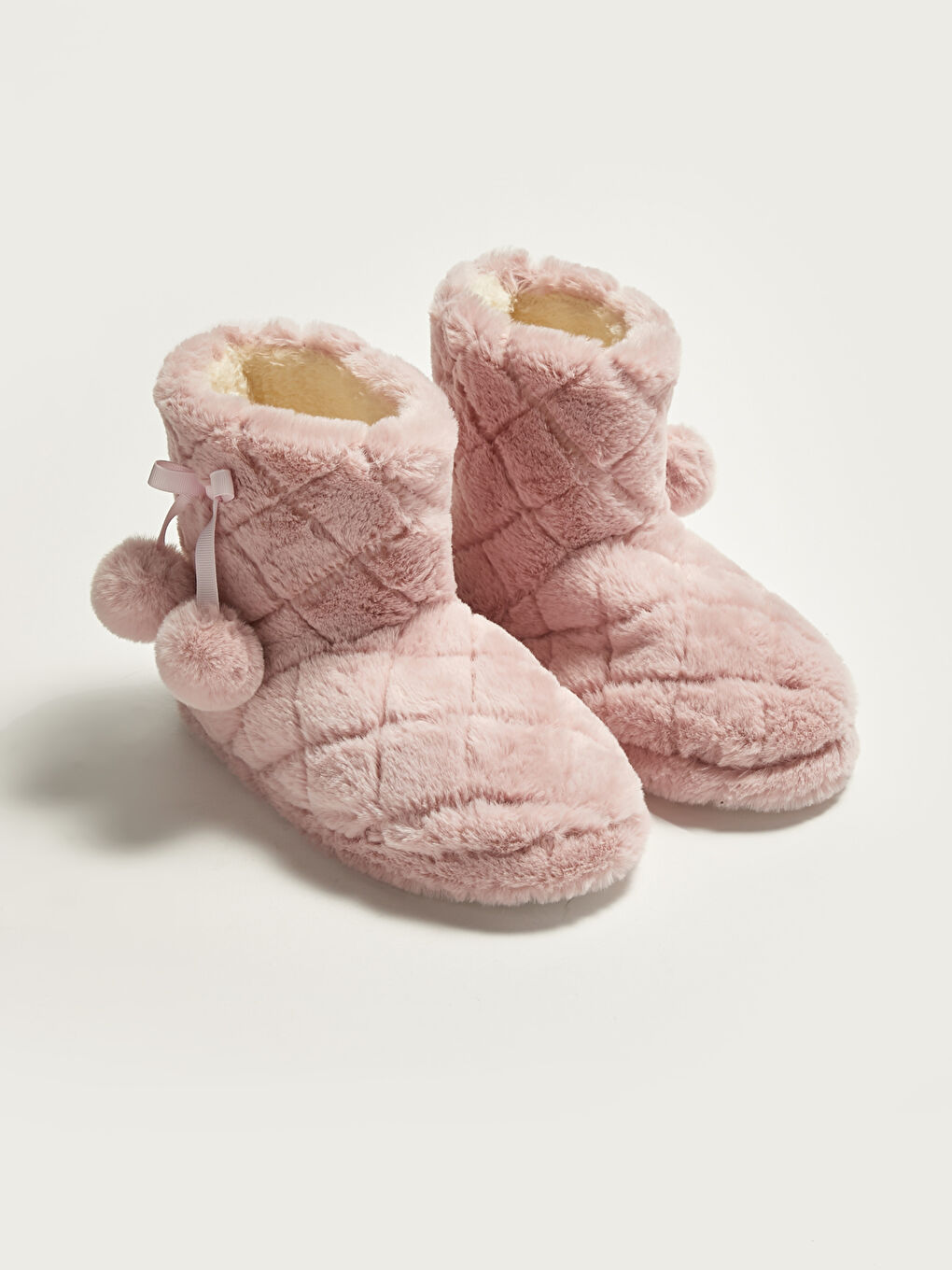 LCW STEPS Pompom Detailed Plush Women's House Boots -W17222Z8-JZ2