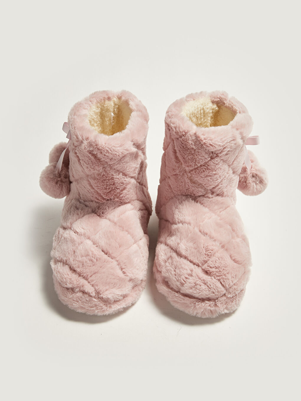 LCW STEPS Pompom Detailed Plush Women's House Boots -W17222Z8-JZ2