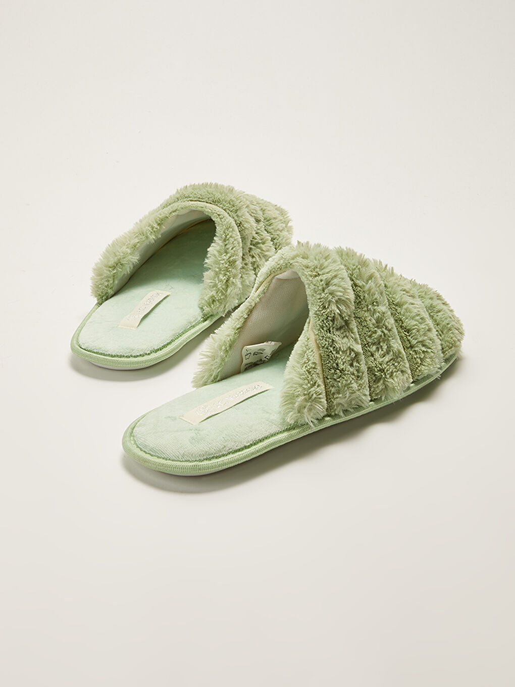 Closed Front Plush Women's House Slippers-2