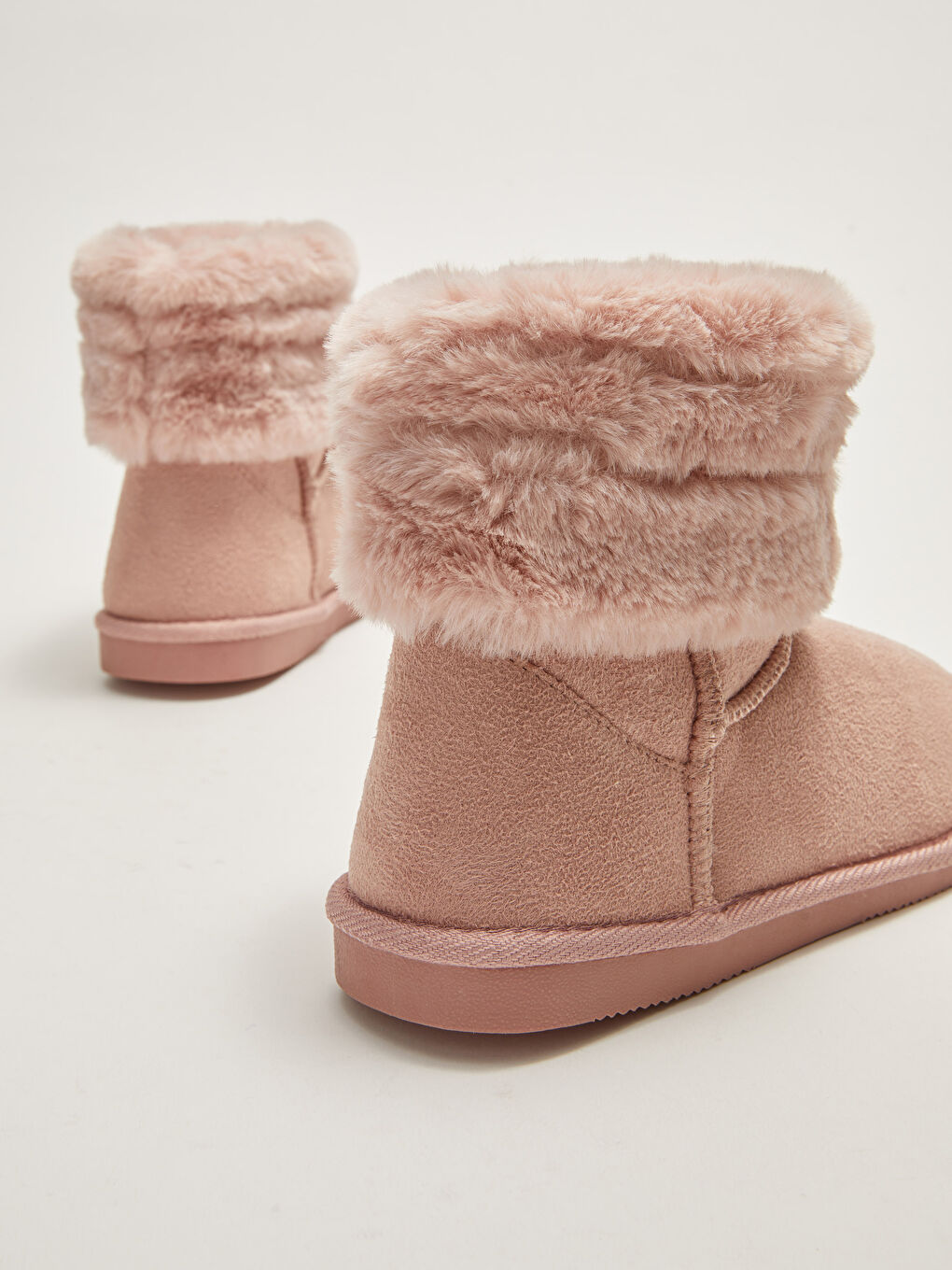 Plush Detailed Women's Boots-3