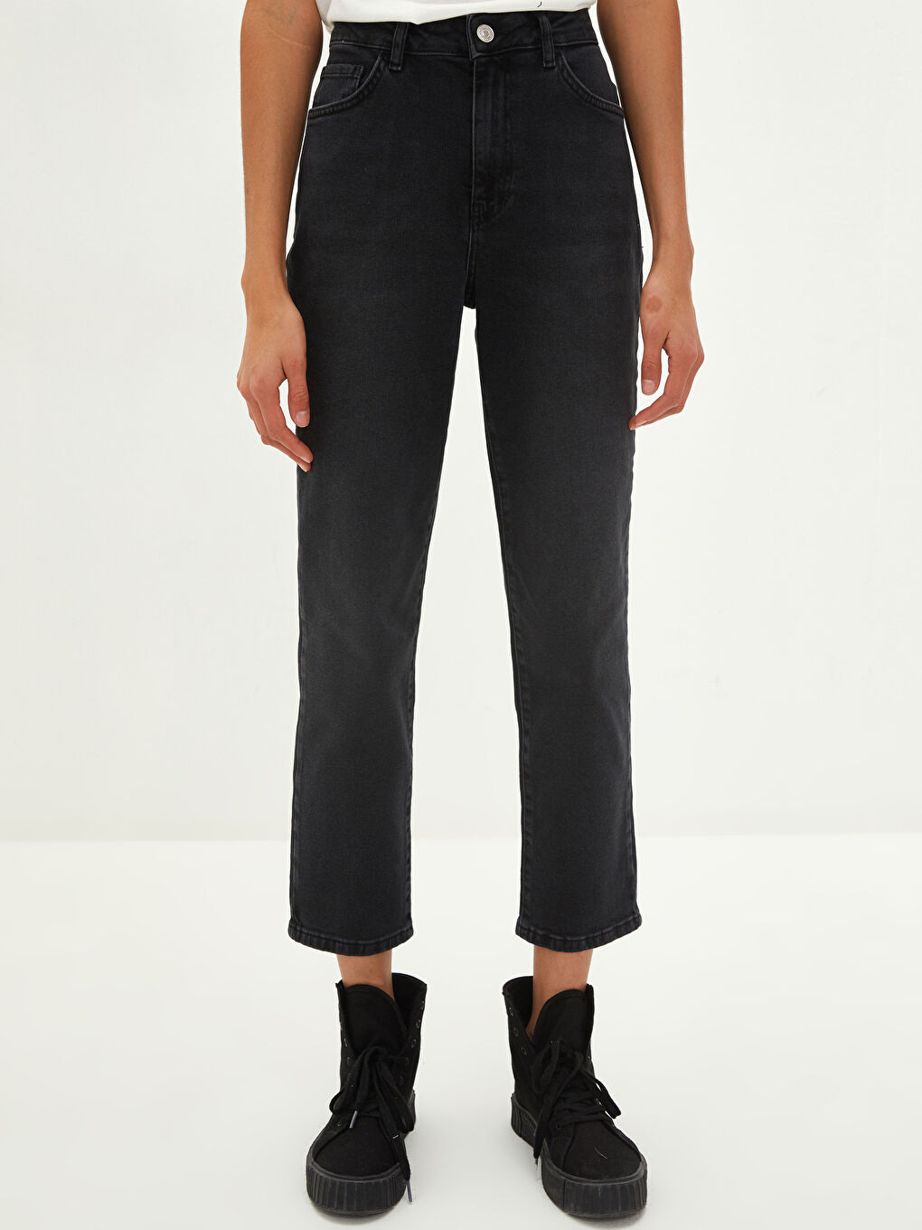 LCW Jeans Hoch taillierte gerade geschnittene taschenverzierte Damen Rodeo Denim-Hose -W17290Z8-327