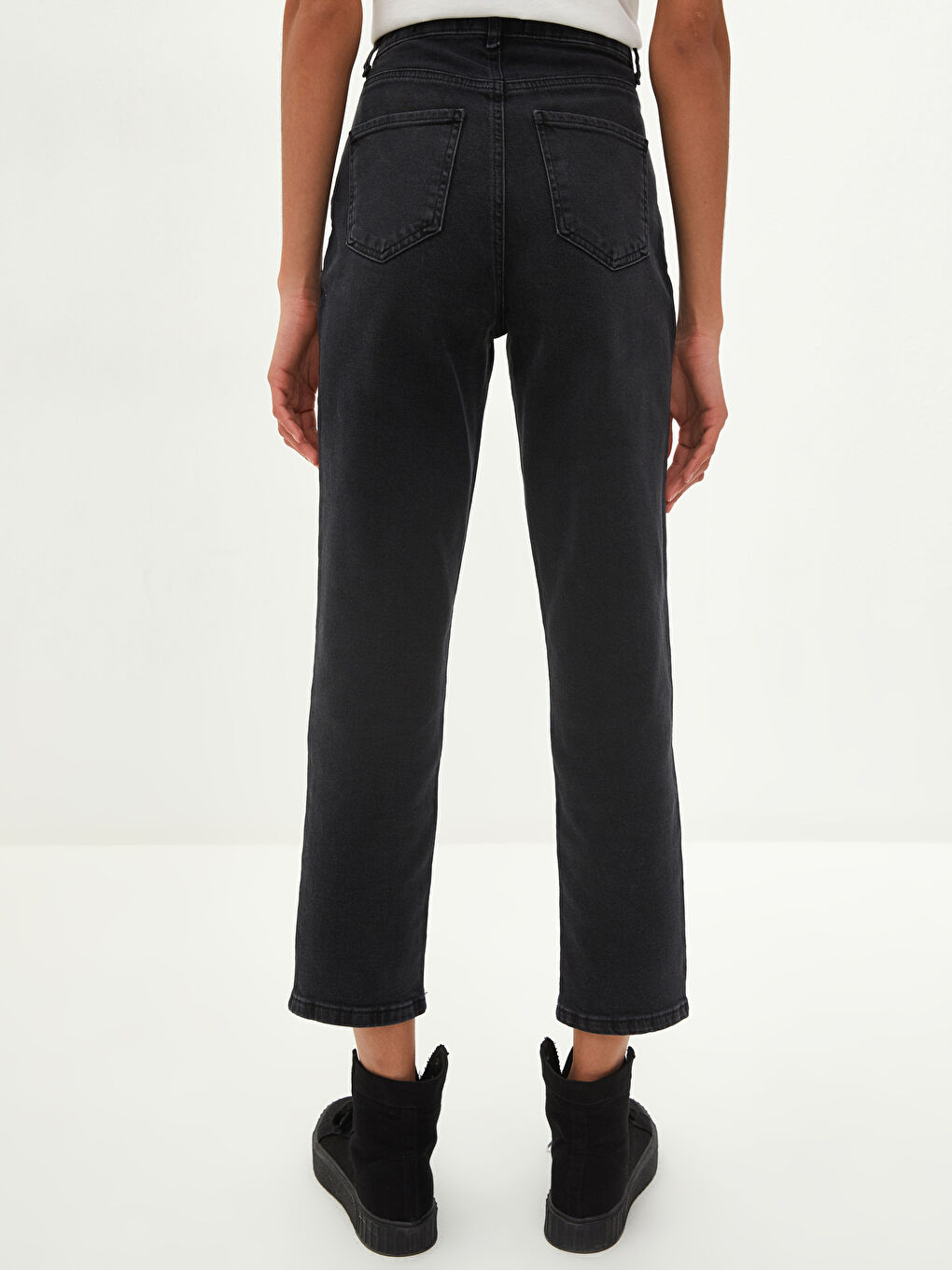 LCW Jeans Hoch taillierte gerade geschnittene taschenverzierte Damen Rodeo Denim-Hose -W17290Z8-327