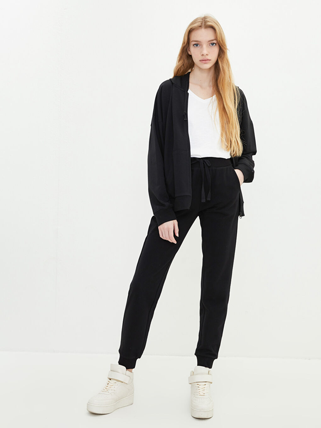 LCW Vision Elastic Waist Regular Pocket Detailed Women's Sweatpants -W17316Z8-CVL