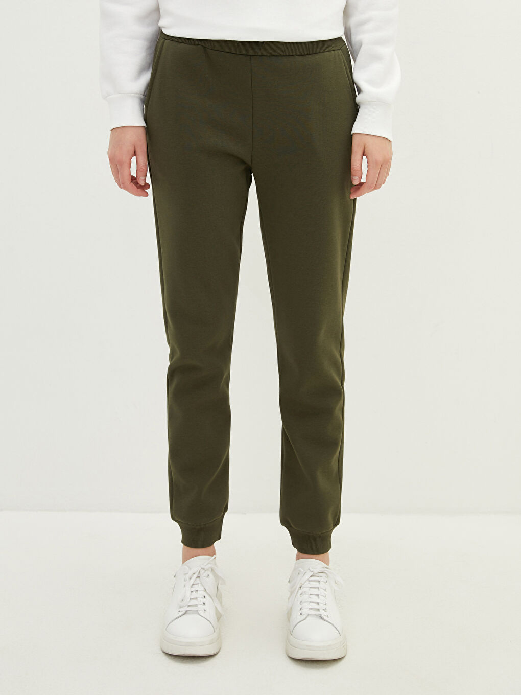 Женские спортивные штаны с эластичной резинкой на талии и карманами-2