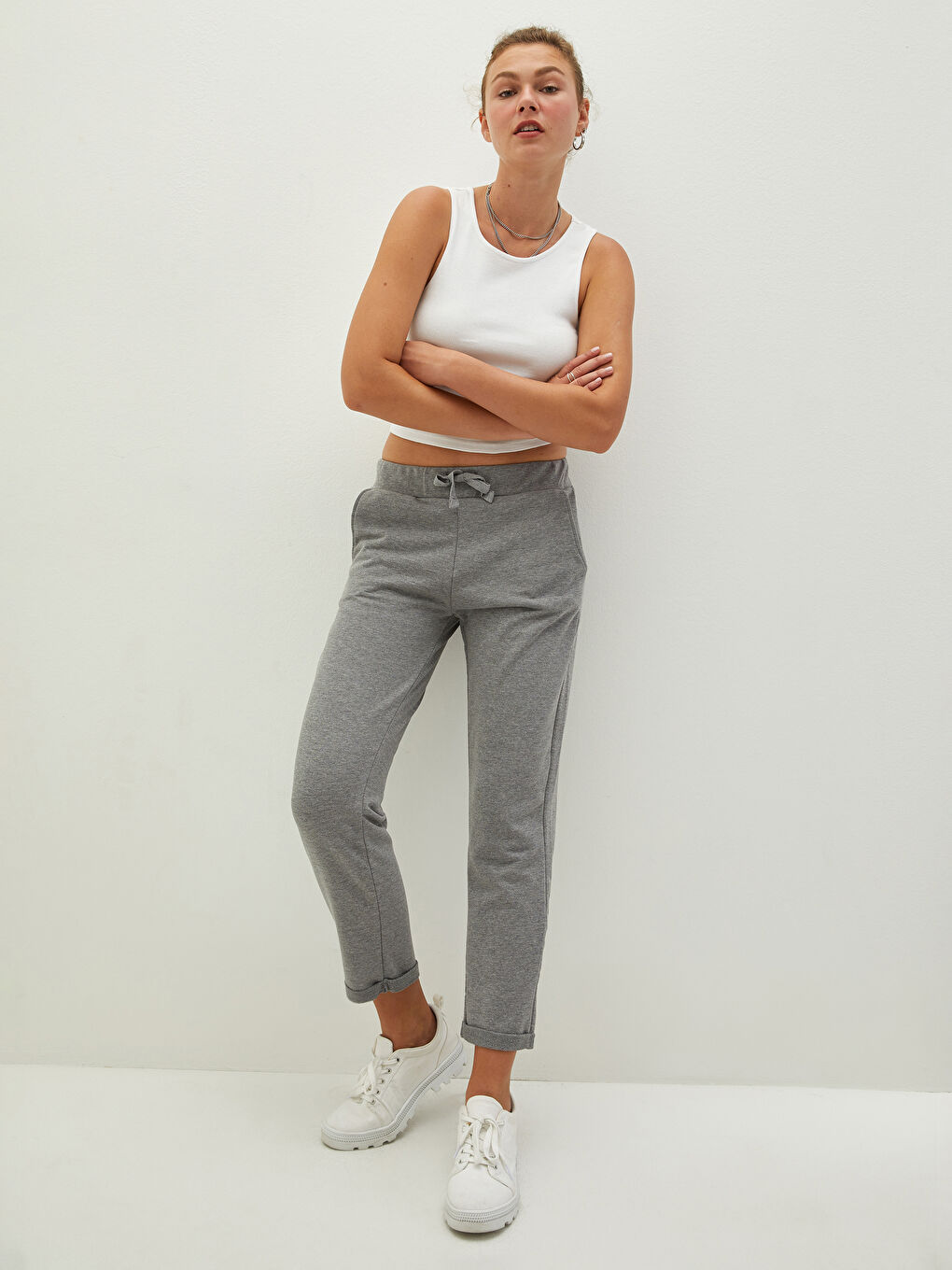 Jogginghose Für Damen Mit Elastischem Bund, Regulärer Passform Und Taschen-2