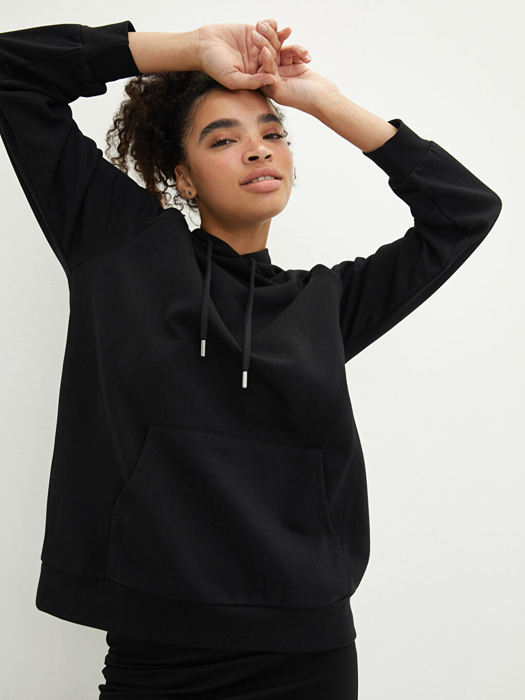 Siyah Kadın Kalın Hoodie