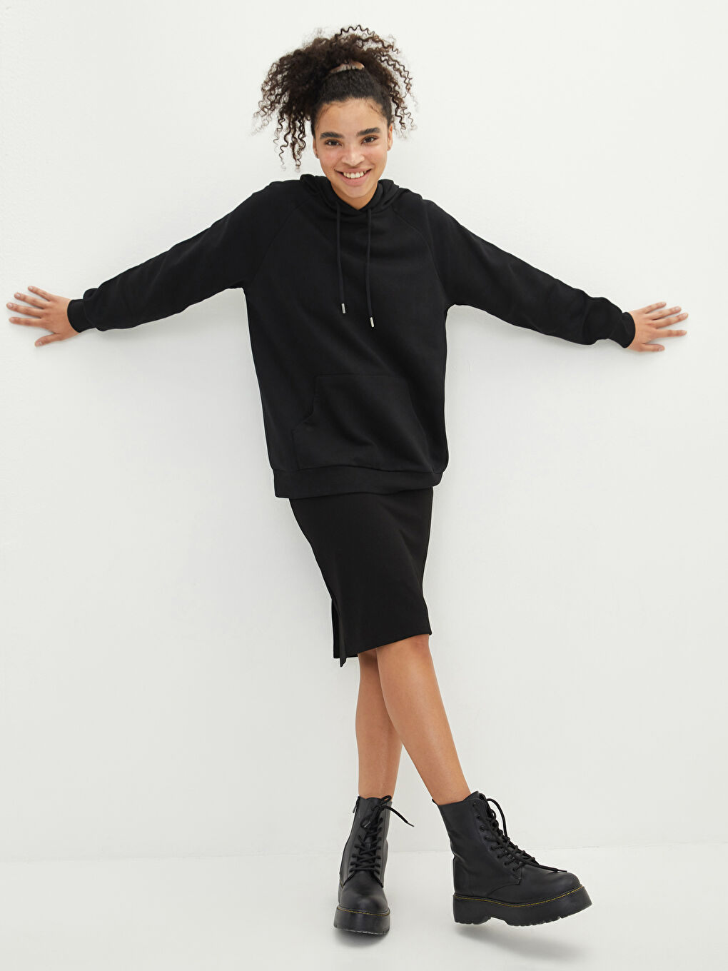 Siyah Kadın Kalın Hoodie-2