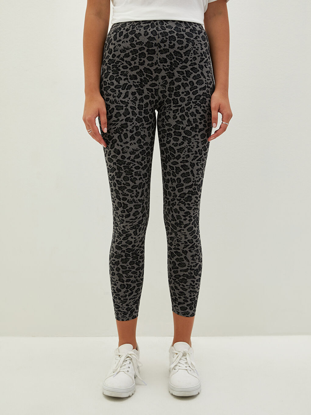 Antrasit Beli Lastikli Desenli Kadın Tayt-3