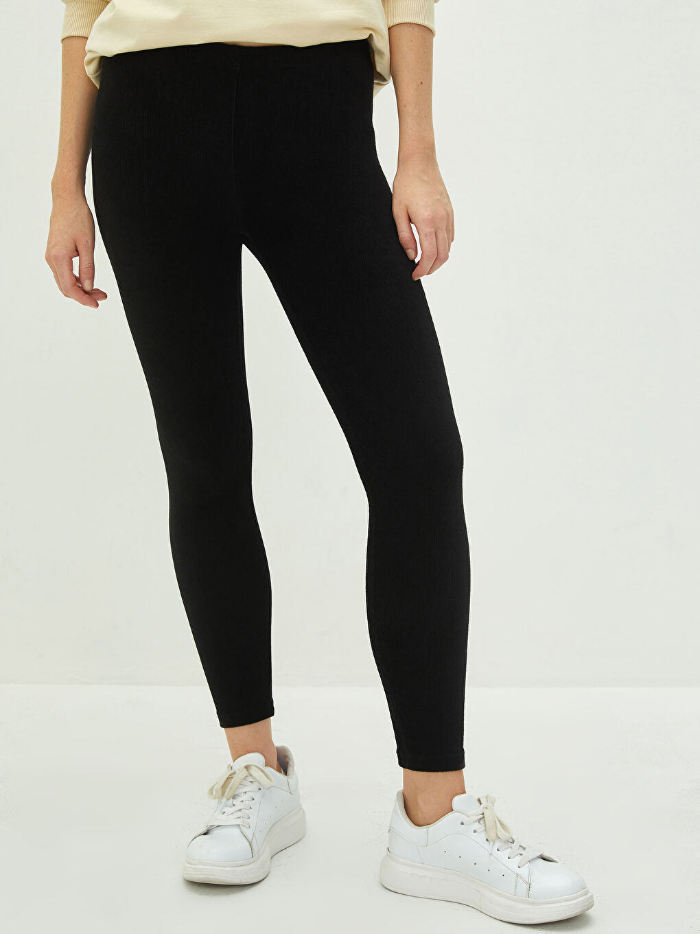 LCW Vision Elastische Taille Schlichte Samt Frauen Leggings -W17374Z8-CVL