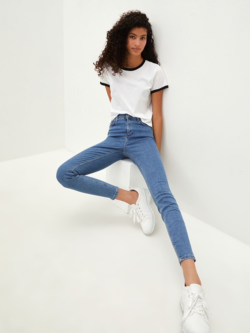 Žena INDIGO Traperice