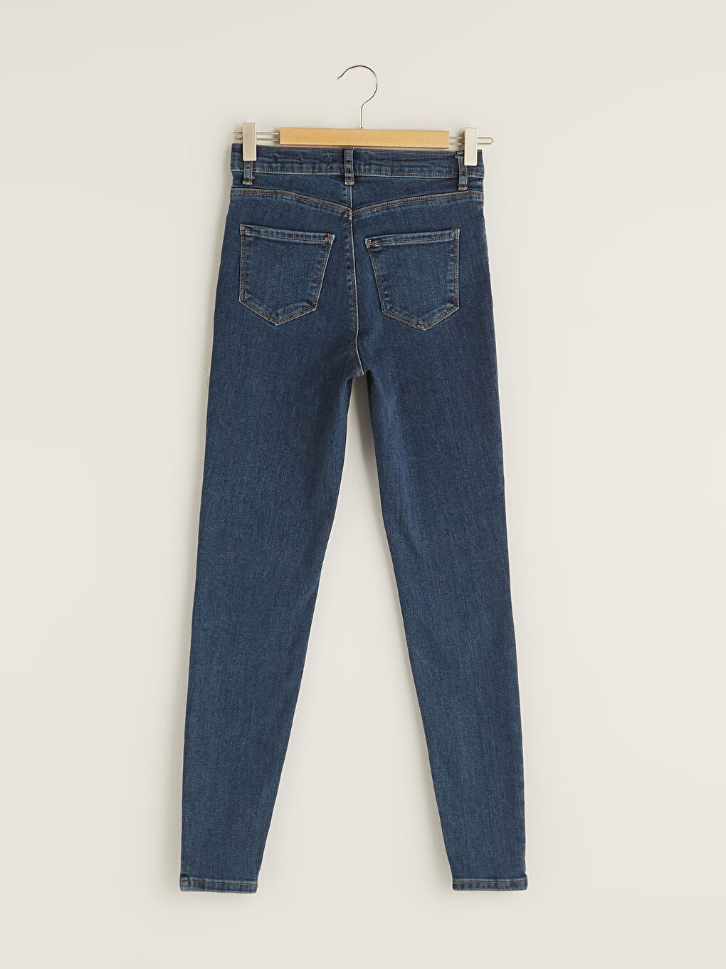 LCW Jeans جینزی کەمەر بەرز جوپیتر زۆر باریک بۆ ژنان -W17433Z8-507