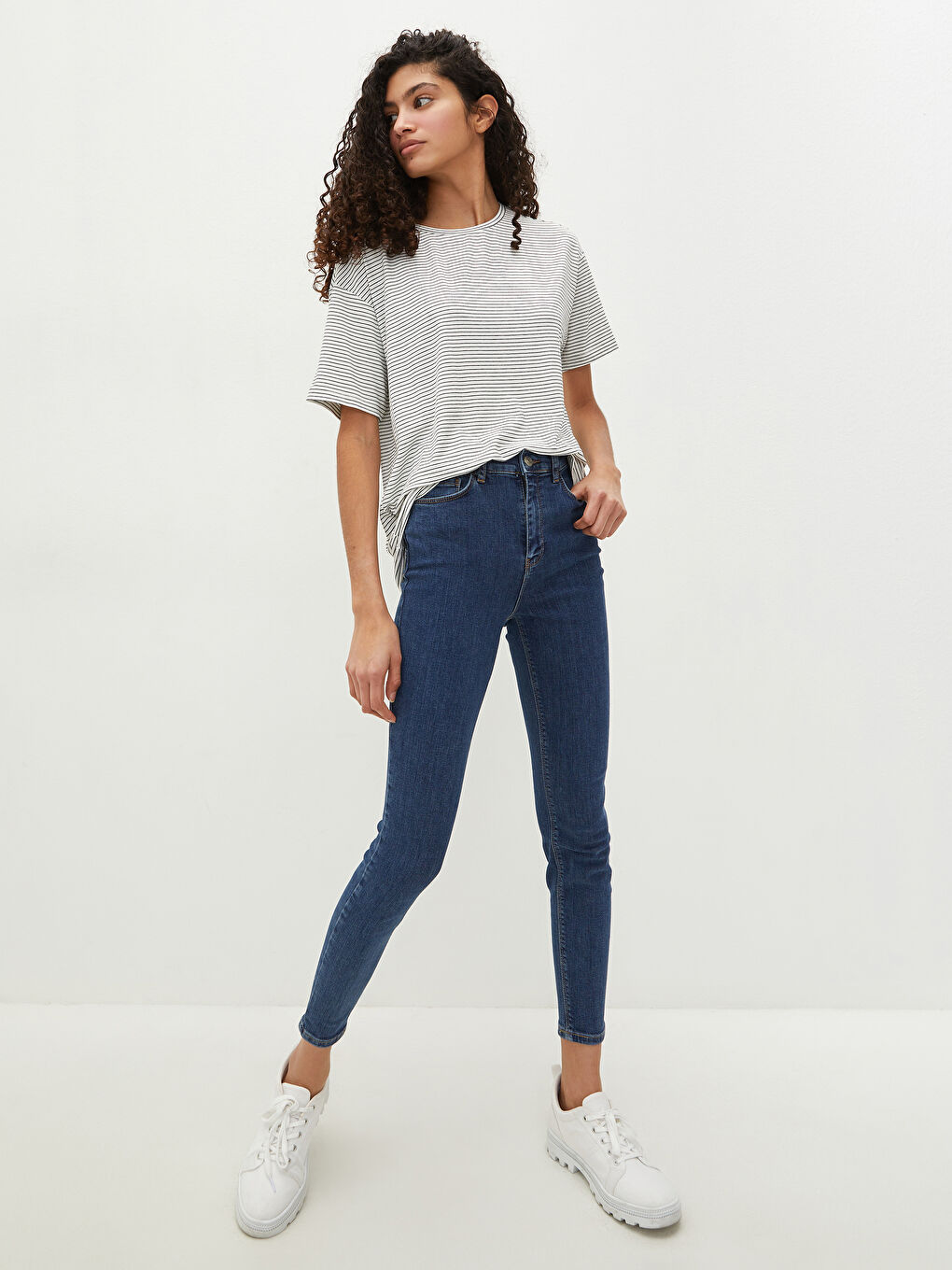 LCW Jeans جینزی کەمەر بەرز جوپیتر زۆر باریک بۆ ژنان -W17433Z8-507