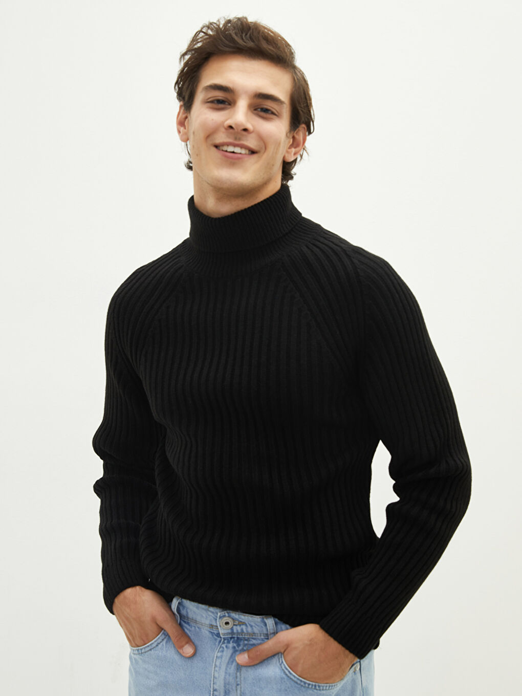 Siyah Balıkçı Yaka Uzun Kollu Kalın Erkek Triko Kazak