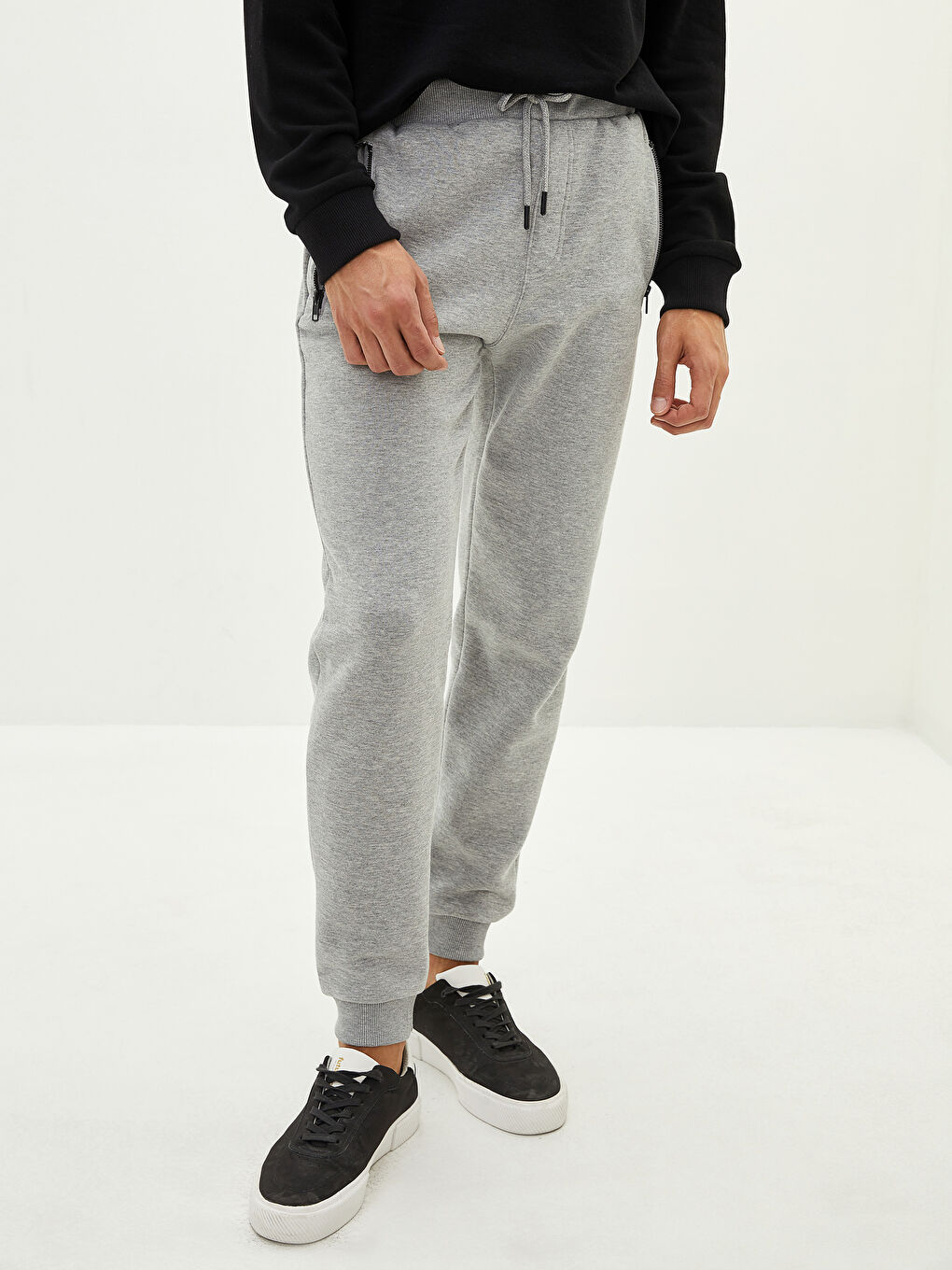 Slim Fit Men's Thick Jogger Sweatpants-3