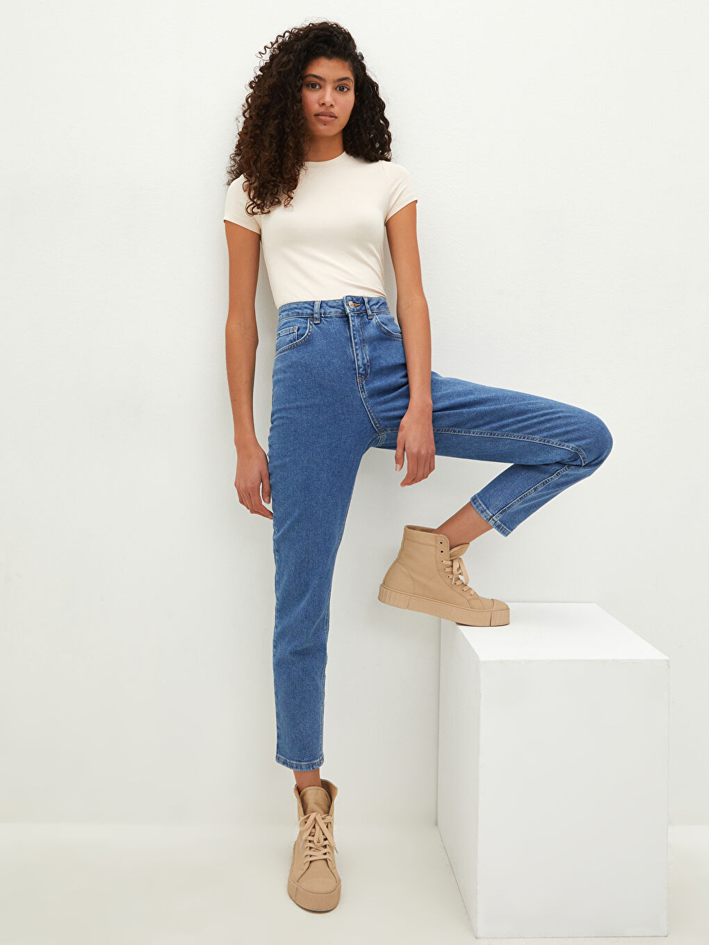 İndigo Yüksek Bel Slim Fit Cep Detaylı Kadın Rodeo Jean Pantolon