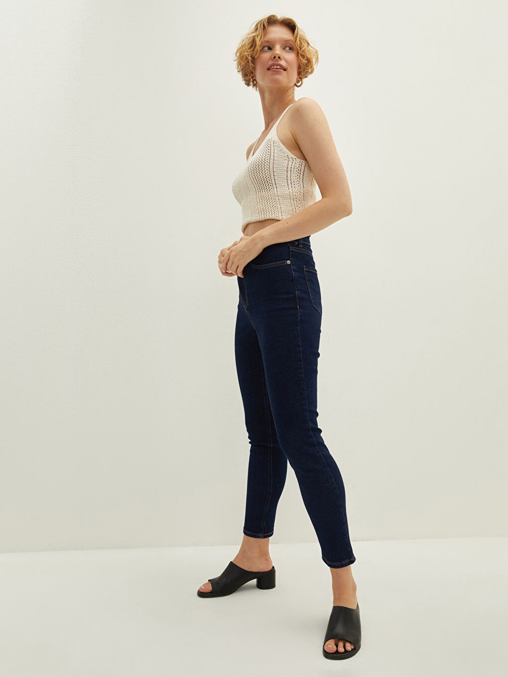 High Waisted Slim Fit Regular Pocket Detailed Women's Rodeo Denim Trousers-2