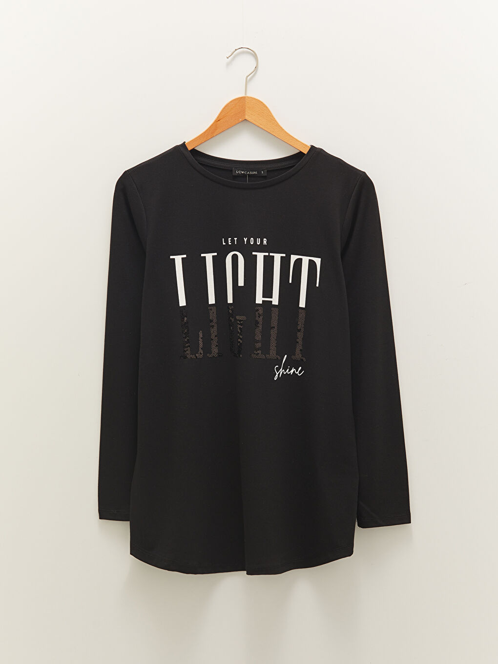 Siyah Bisiklet Yaka Pul Payet İşlemeli Kadın Tişört-6