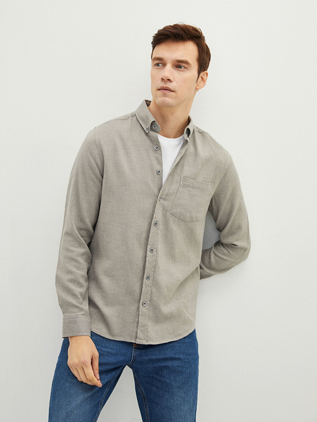 Рубашка Мужская из Габардина с Длинным Рукавом Стандартного Кроя-1