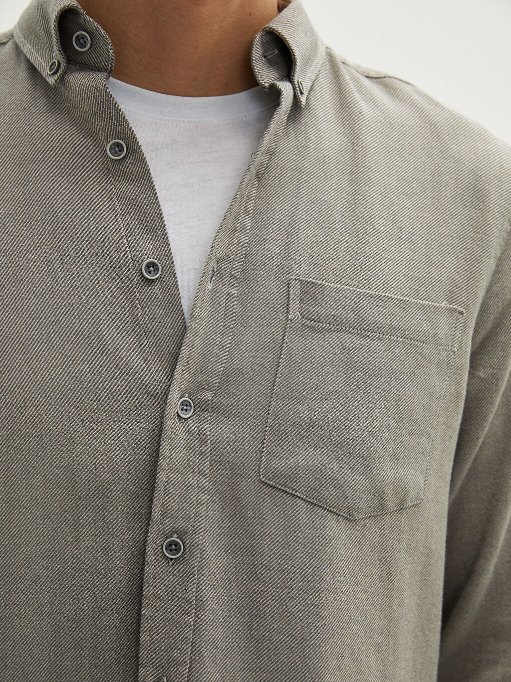 Рубашка Мужская из Габардина с Длинным Рукавом Стандартного Кроя-2