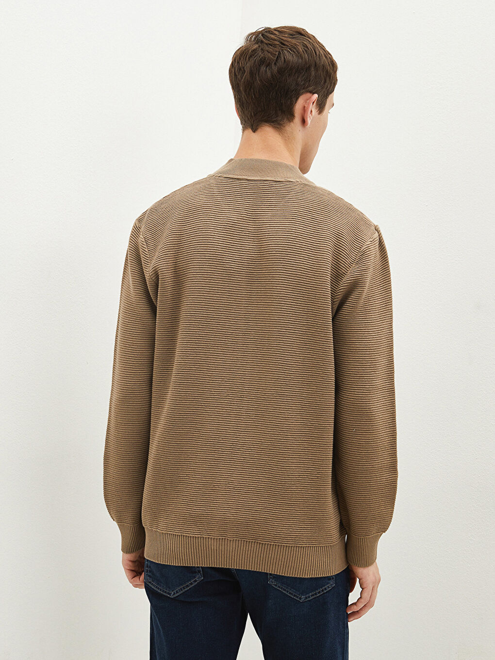 Standard Pattern College Collar Slim Men's Knitwear Cardigan-5