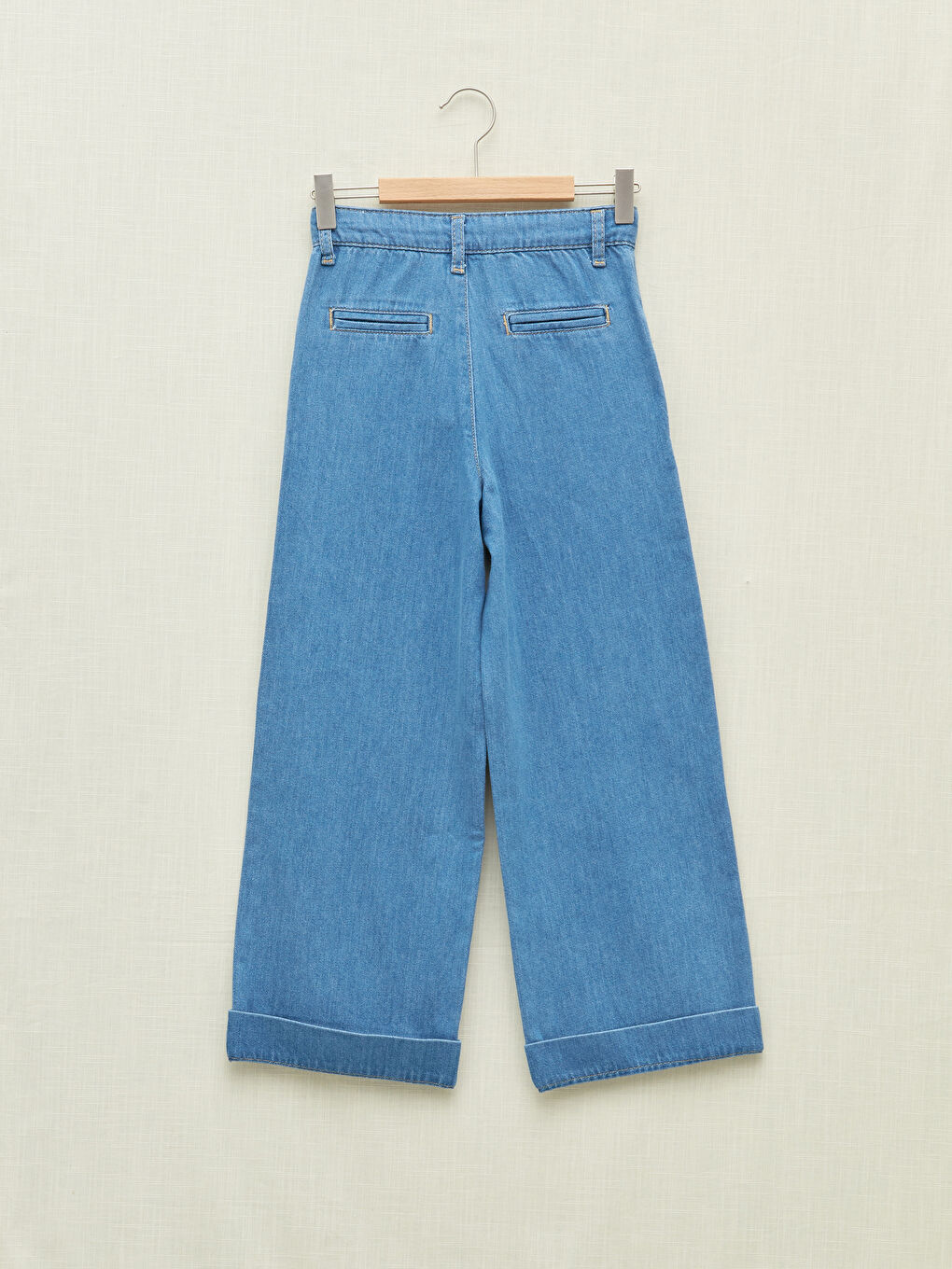 LCW Kids Basic Bell-Bottoms Girl Denim Trousers -W17808Z4-309