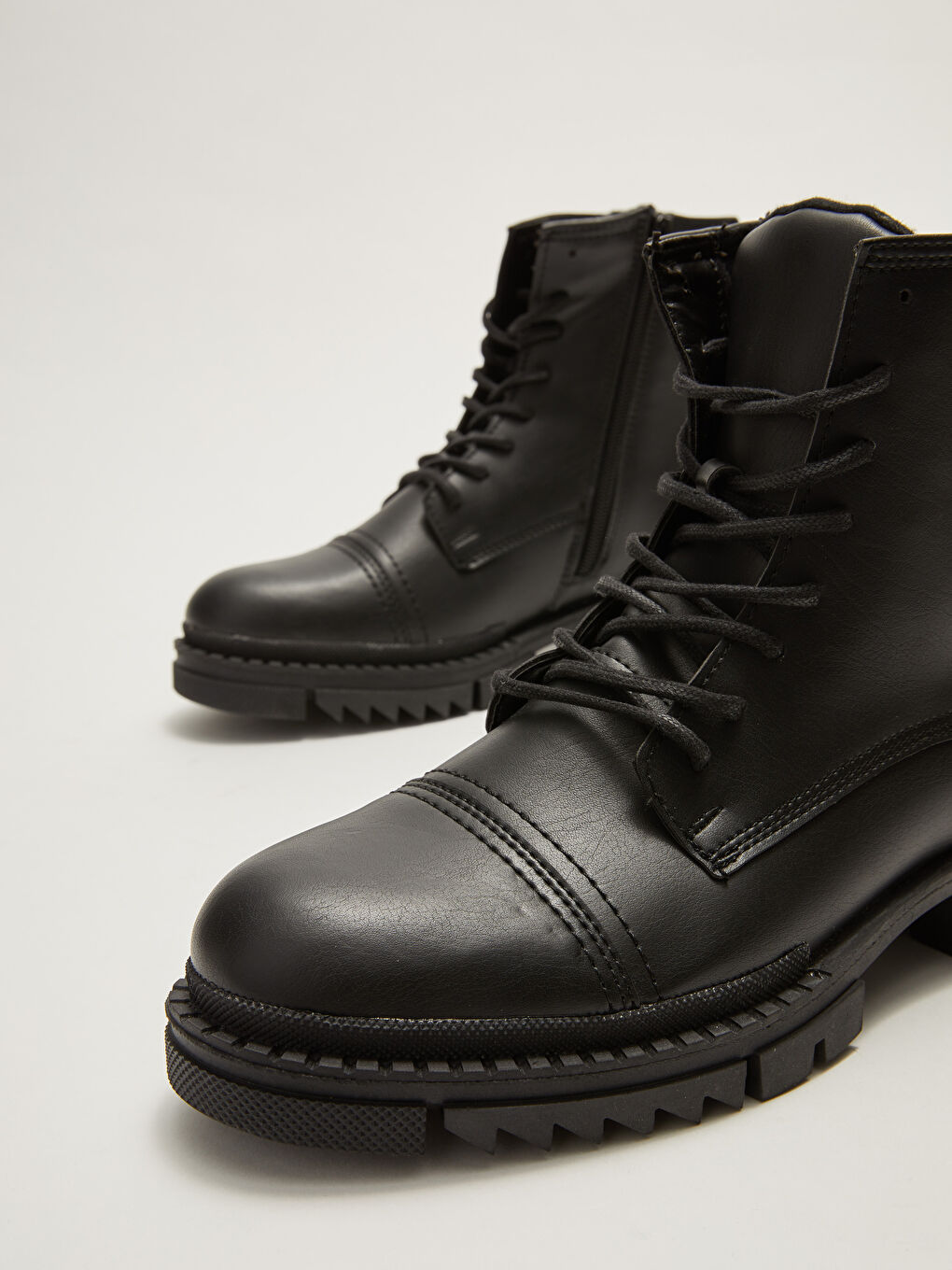 Bottes en Similicuir à Lacets et Fermeture Éclair pour Hommes-2