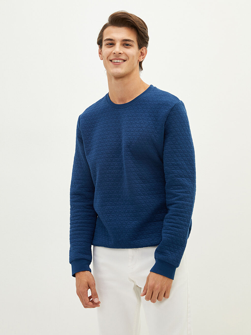 LCWAIKIKI Classic Crew Neck Long Sleeve Men's Sweatshirt -W18024Z8-RFH