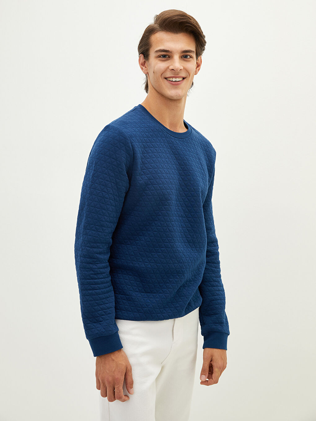 LCWAIKIKI Classic Crew Neck Long Sleeve Men's Sweatshirt -W18024Z8-RFH