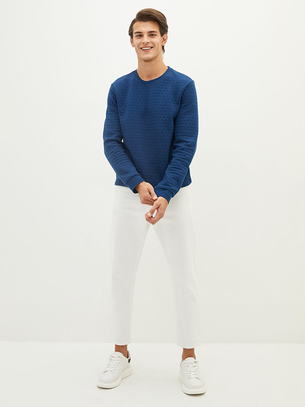 LCWAIKIKI Classic Crew Neck Long Sleeve Men's Sweatshirt -W18024Z8-RFH