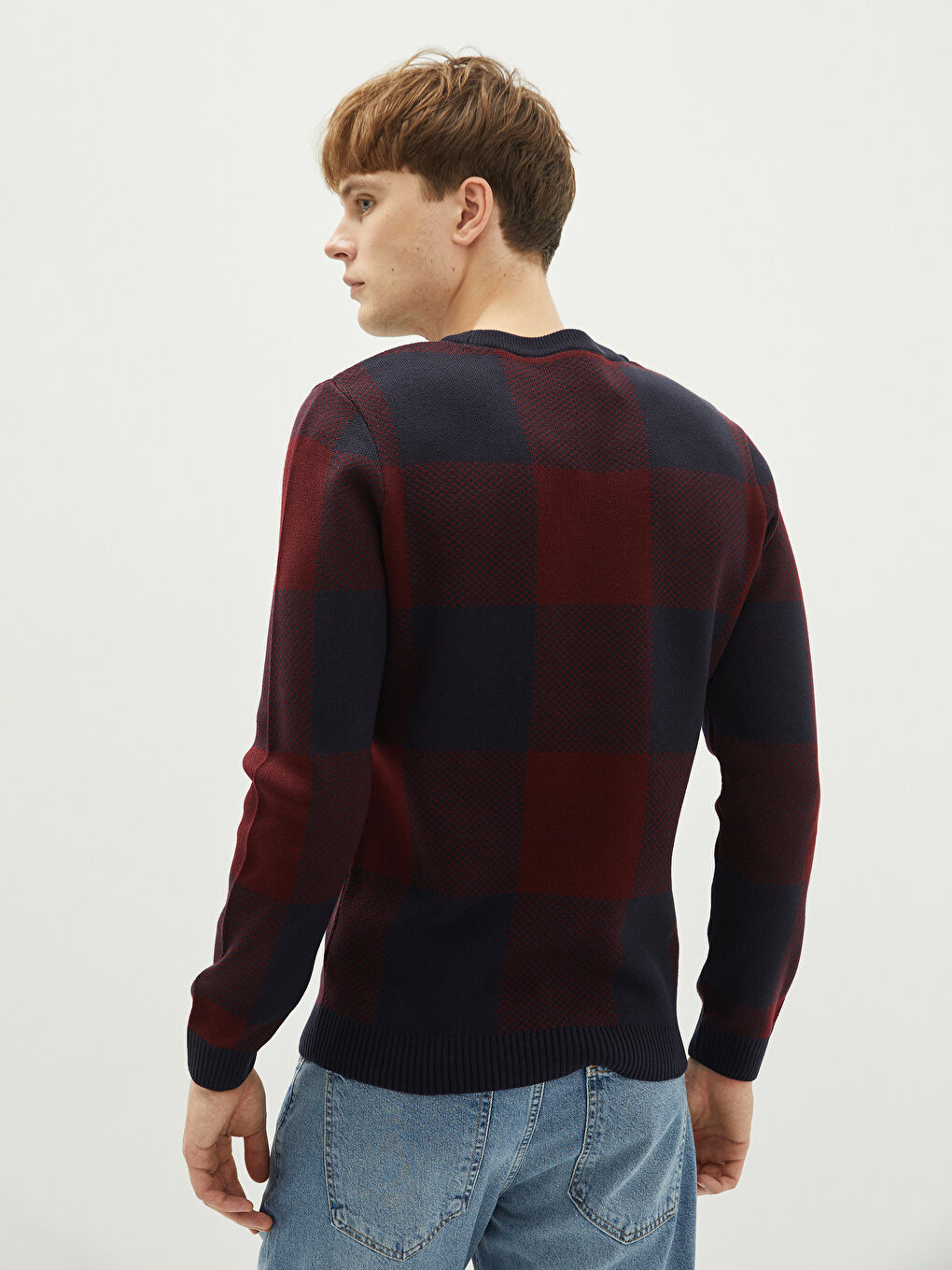 Светр чоловічий з круглим вирізом горловини, довгим рукавом, колор-блок, трикотажний-4