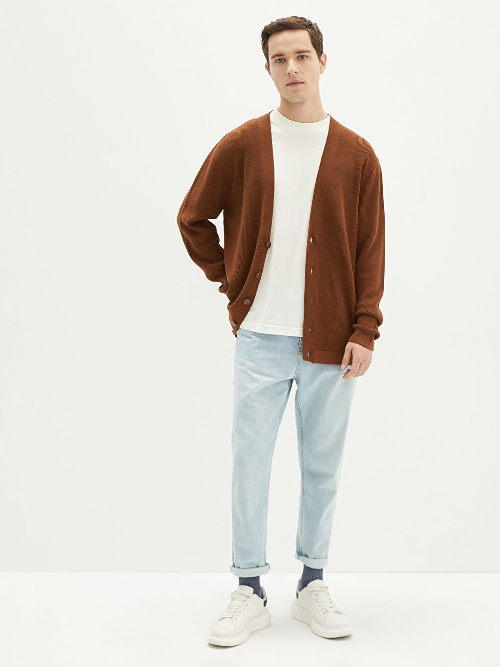 Standard Fit V Neck Men's Knitwear Cardigan