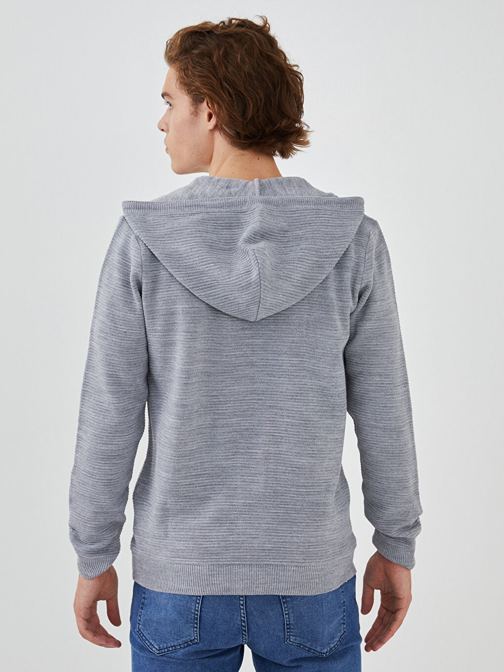 Кардиган из трикотажа с длинным рукавом и капюшоном, облегающего кроя для мужчин-4