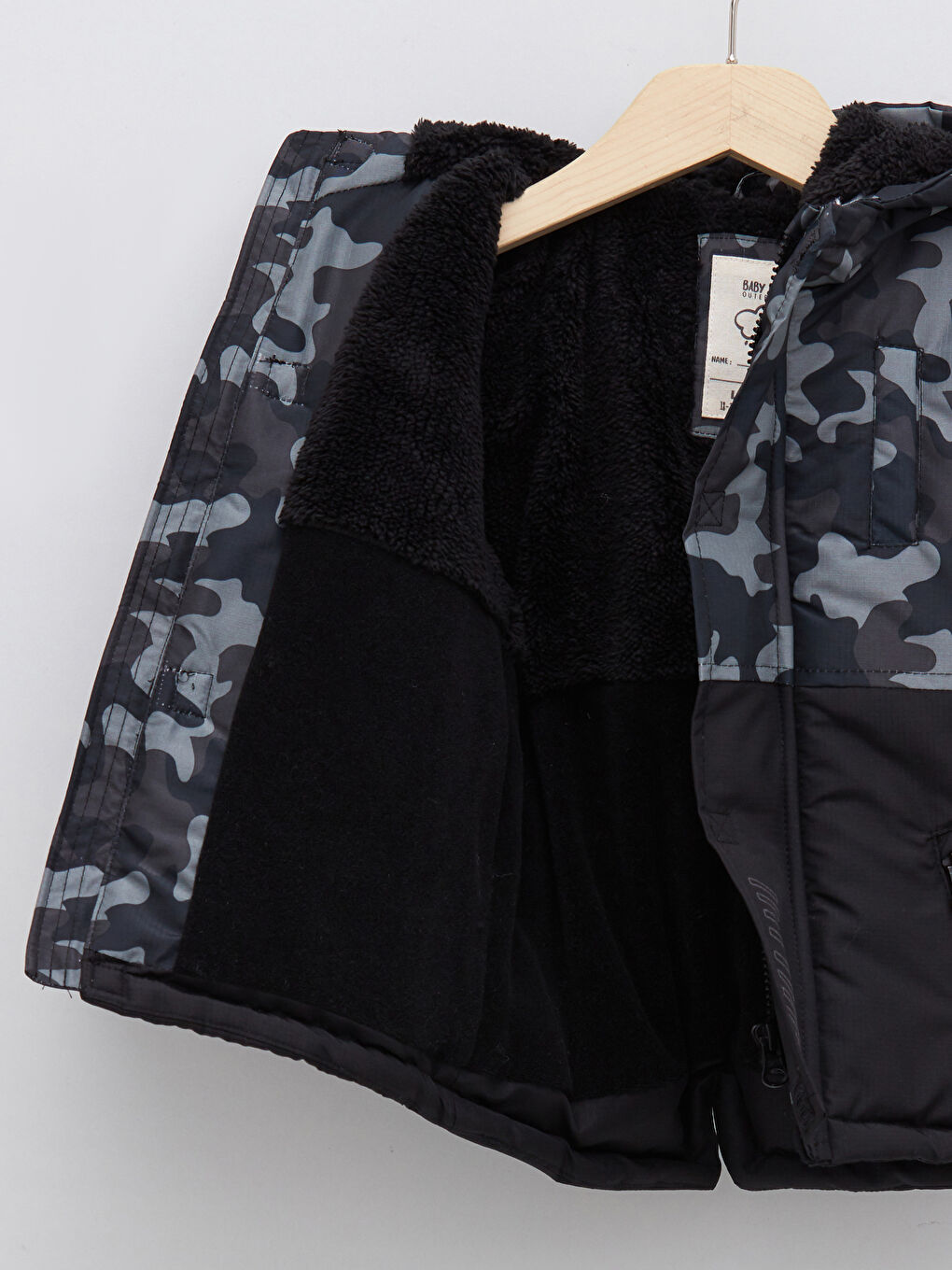 Gri Kapüşonlu Uzun Kollu Kamuflaj Desenli Erkek Bebek Fermuarlı Mont-2