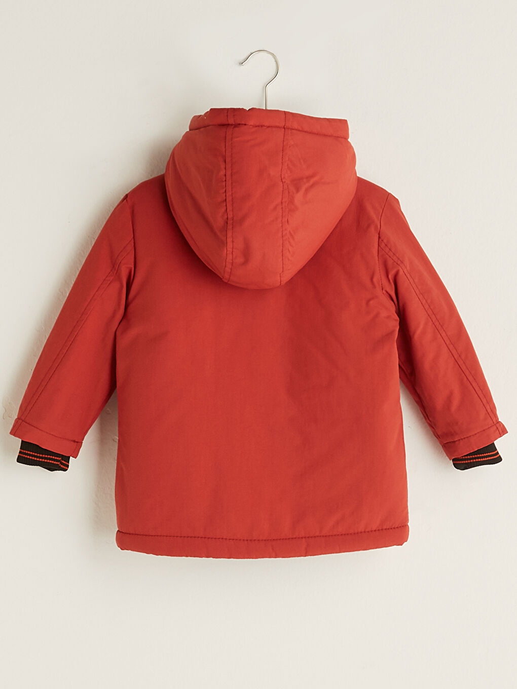Kırmızı Kapüşonlu Uzun Kol Erkek Bebek Fermuarlı Mont-1