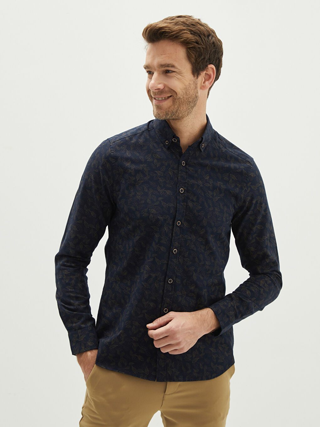 قميص رجالي بقصة ضيقة وأكمام طويلة ونقشة-1