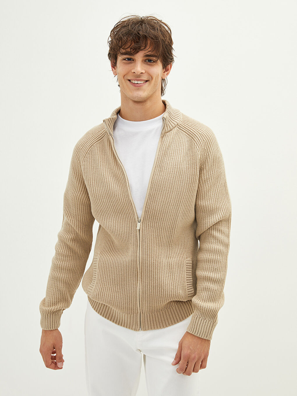 Bej Dar Kalıp Dik Yaka Uzun Kollu Erkek Triko Hırka-1