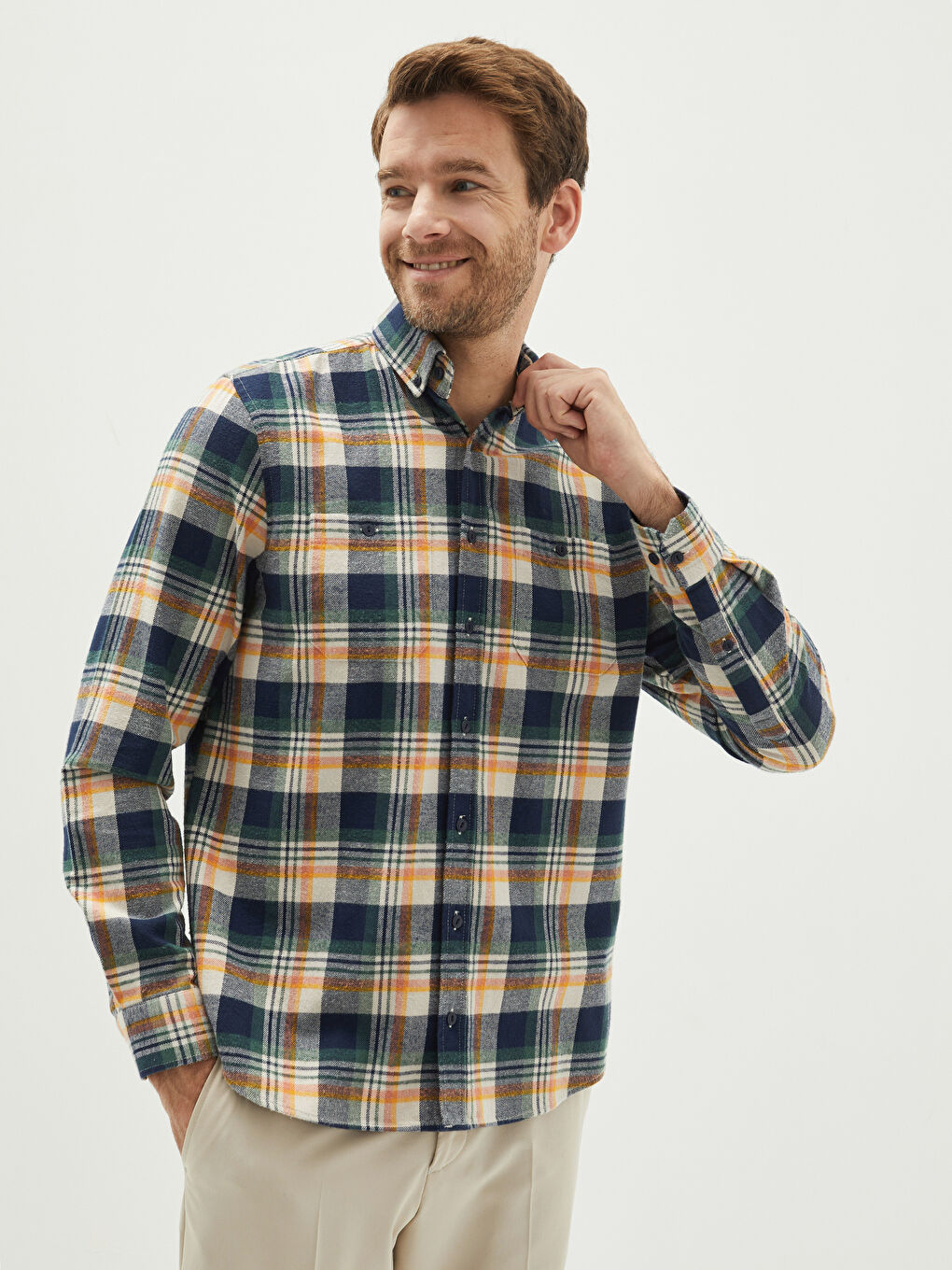 LCWAIKIKI Classic Regular Fit Long Sleeve Plaid Men's Flannel Shirt -W18091Z8-LN6