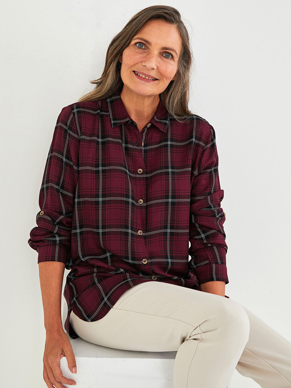 Buttoned Plaid Long Sleeve Viscose Women's Shirt