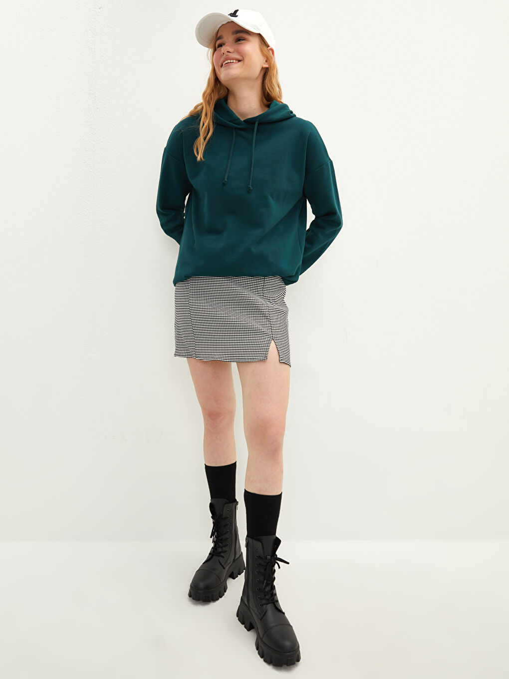 Sweatshirt à capuche uni à manches longues pour Femmes-2