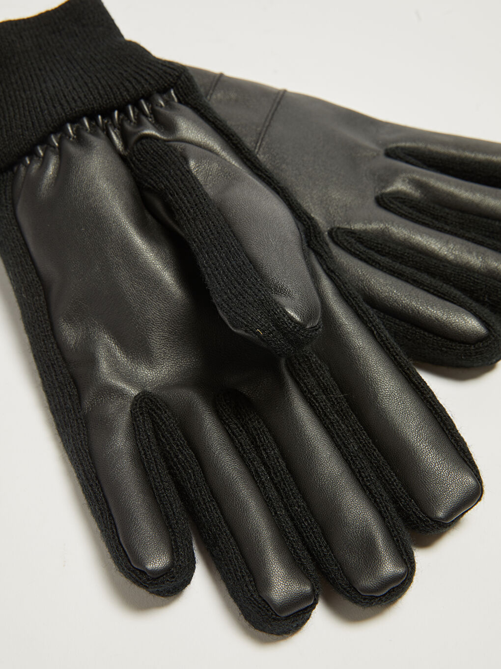 LC Waikiki Leather Look and Knitwear Detailed Men's Gloves -W18397Z8-HEG