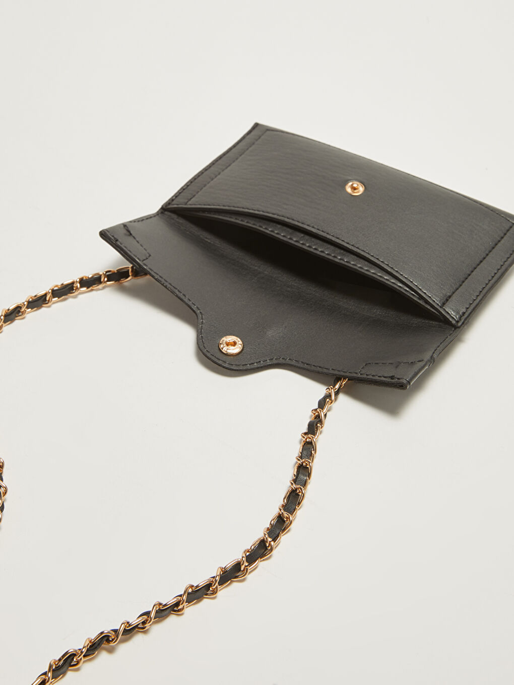 Siyah Deri Görünümlü Kadın Çantalı Kemer-1