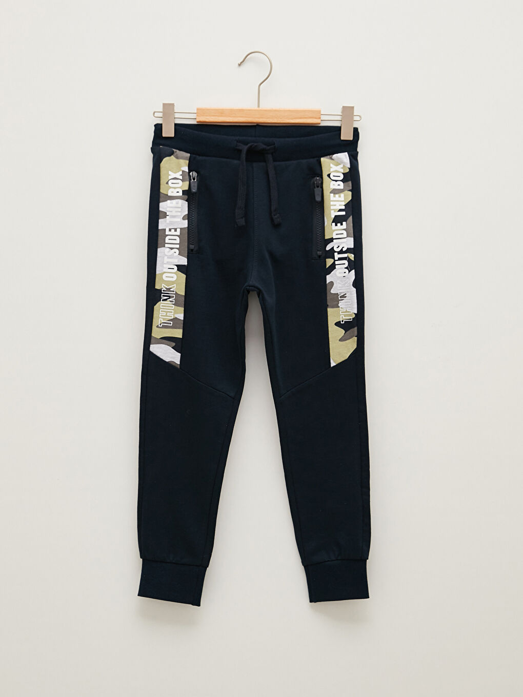 LCW Kids Elastic Waist Printed Boys' Jogger Sweatpants -W18417Z4-E1J