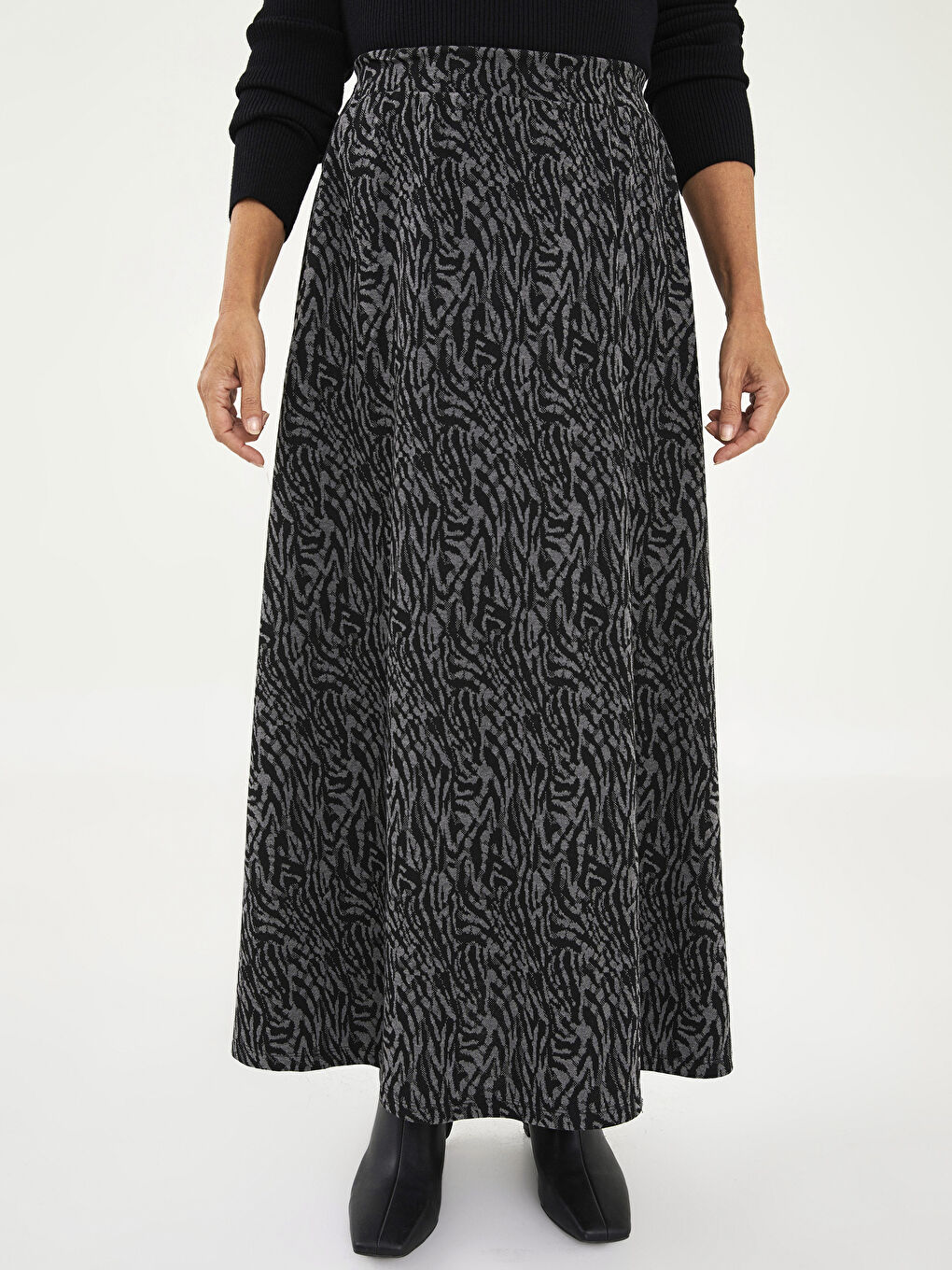 LCW Grace Elastic Waist Patterned Ponte Fabric Women's Flared Skirt -W18438Z8-MHH