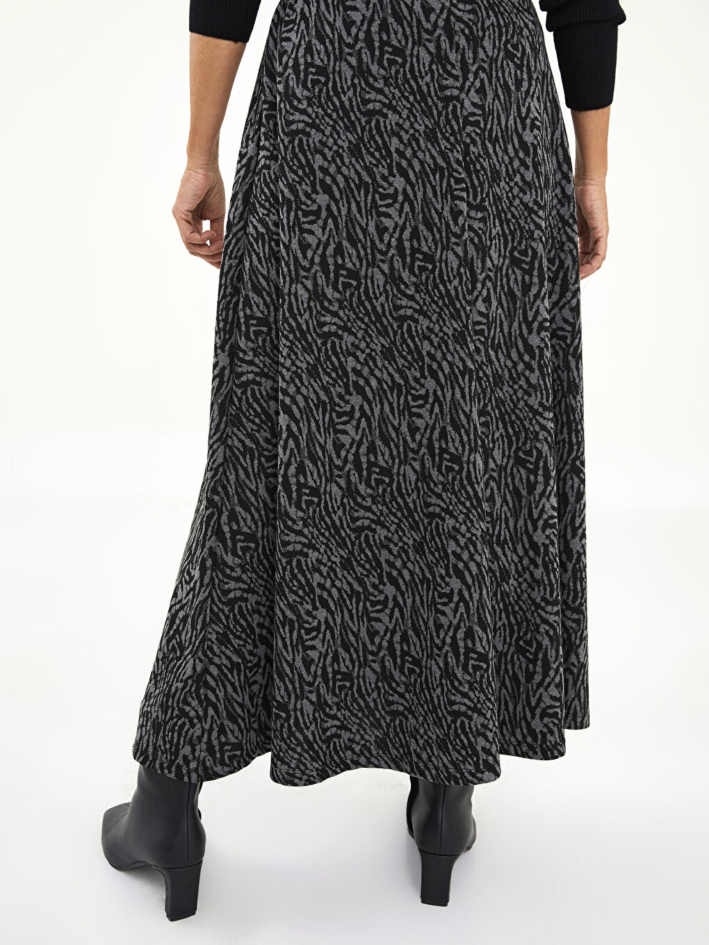 LCW Grace Elastic Waist Patterned Ponte Fabric Women's Flared Skirt -W18438Z8-MHH